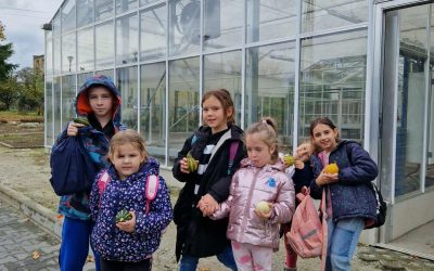Wizyta przedszkolaków i uczniów szkoły podstawowej w WSCEiT